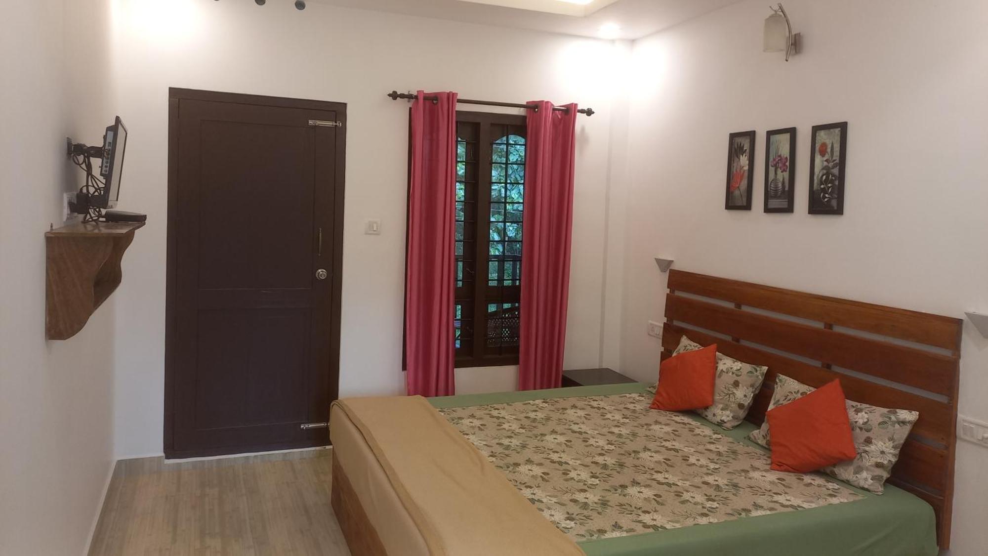 Wild Window - Forest View Homestay Thekkady Esterno foto